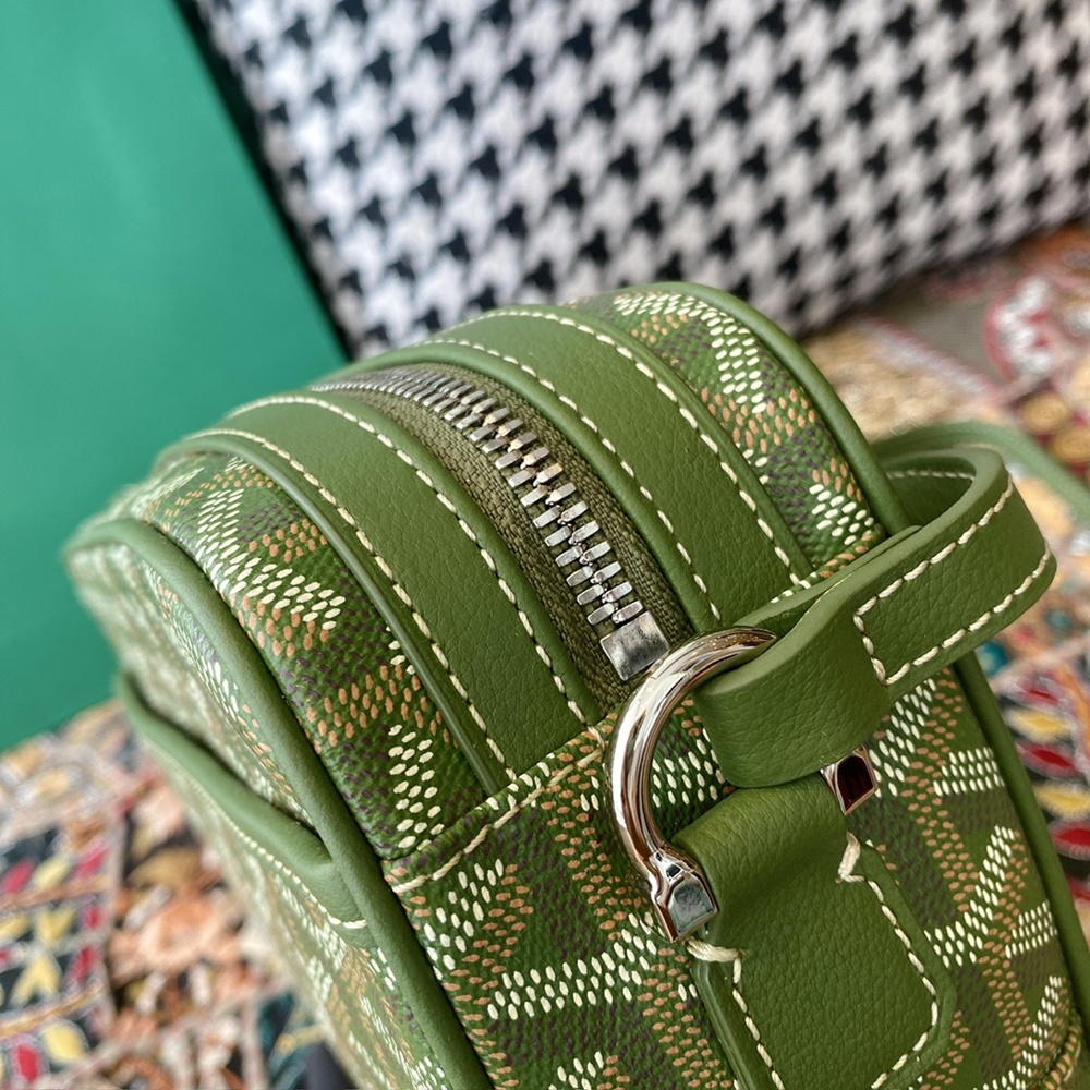 [고야드] Goyard - 고야드 카페르 카메라 크로스 백 Goyard Cap Vert Camera Crossbody Bag 23cm x 13cm x 8cm