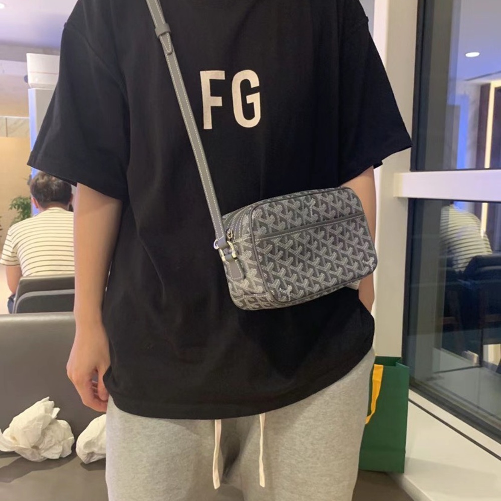 [고야드] Goyard - 고야드 카페르 카메라 크로스 백 Goyard Cap Vert Camera Crossbody Bag 23cm x 13cm x 8cm