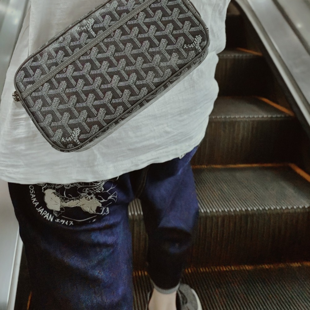 [고야드] Goyard - 고야드 카페르 카메라 크로스 백 Goyard Cap Vert Camera Crossbody Bag 23cm x 13cm x 8cm