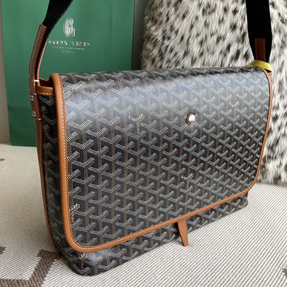 [고야드] Goyard - 고야드 카페티엔 메신저백 GOYARD Capetien Messenger Bag MM 39 cm x 26 cm x 13 cm