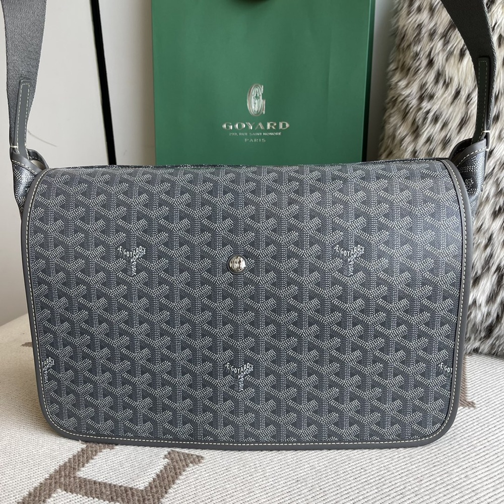[고야드] Goyard - 고야드 카페티엔 메신저백 GOYARD Capetien Messenger Bag MM 39 cm x 26 cm x 13 cm