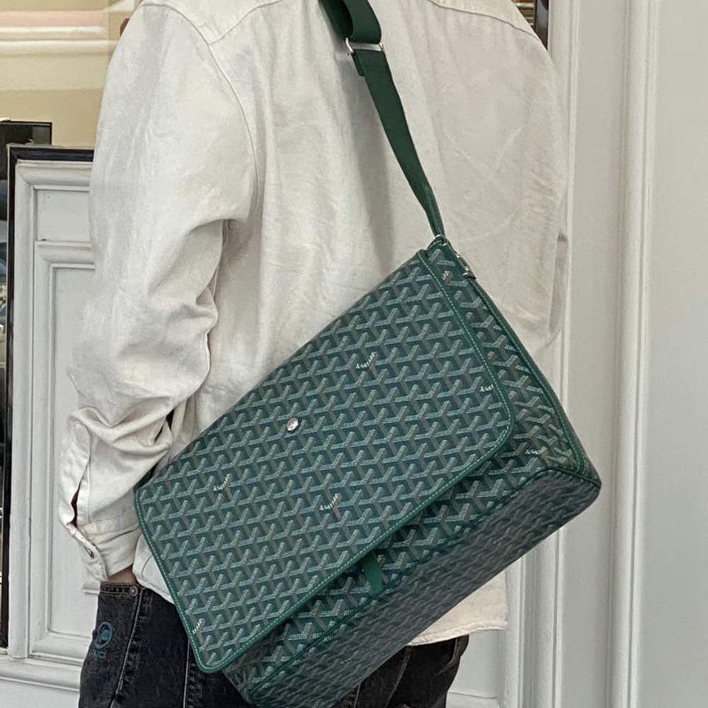 [고야드] Goyard - 고야드 카페티엔 메신저백 GOYARD Capetien Messenger Bag MM 39 cm x 26 cm x 13 cm