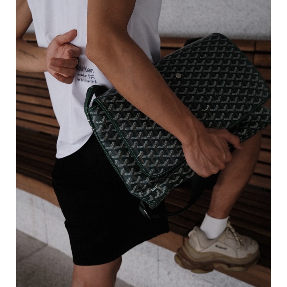 [고야드] Goyard - 고야드 카페티엔 메신저백 GOYARD Capetien Messenger Bag MM 39 cm x 26 cm x 13 cm