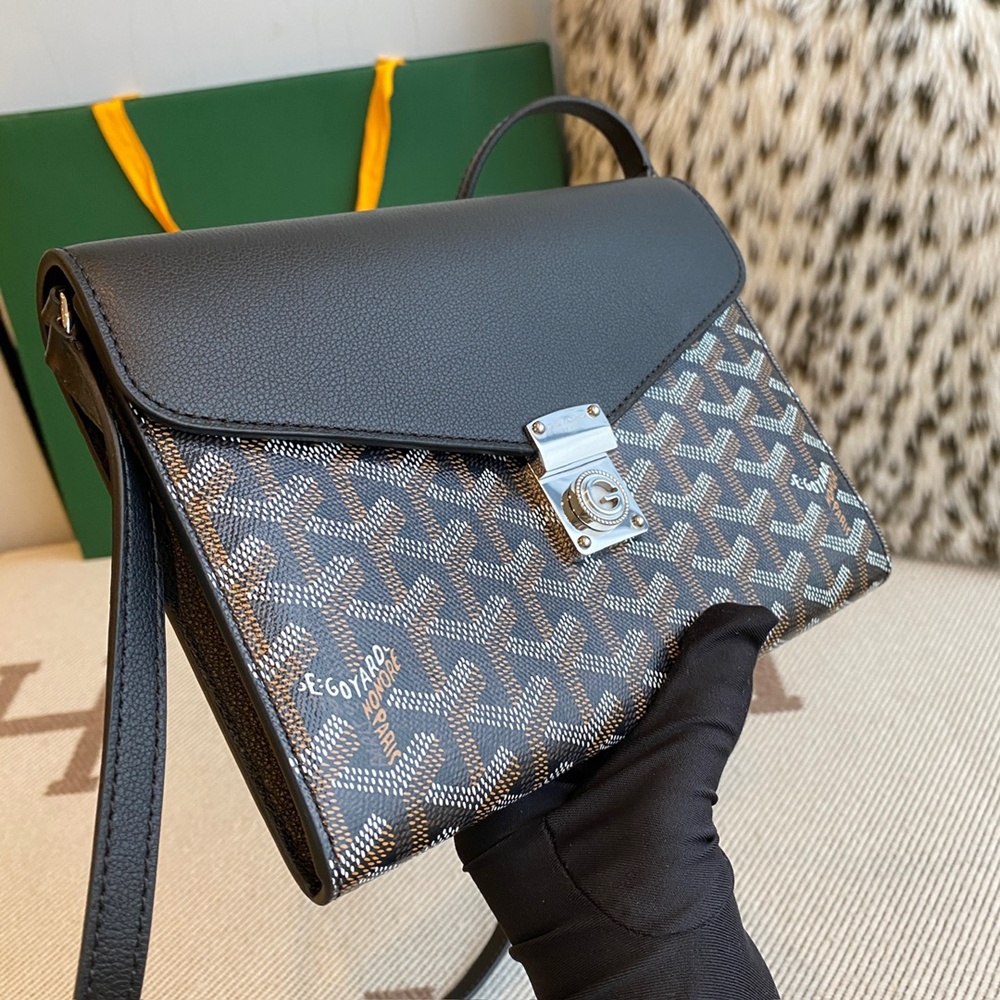 [고야드] Goyard - 고야드 시프르 파우치 지갑 Goyard Goyardine Chypre Wallet Pouch 21x4x16cm