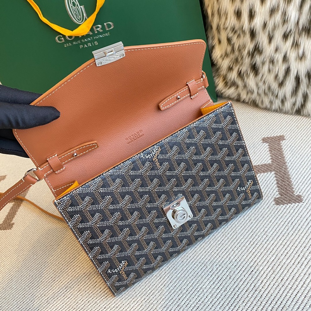 [고야드] Goyard - 고야드 시프르 파우치 지갑 Goyard Goyardine Chypre Wallet Pouch 21x4x16cm