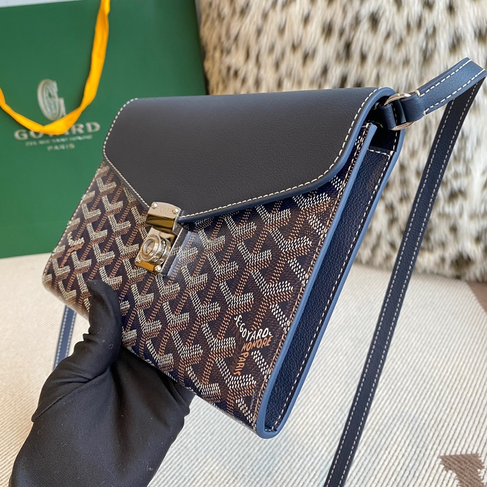 [고야드] Goyard - 고야드 시프르 파우치 지갑 Goyard Goyardine Chypre Wallet Pouch 21x4x16cm