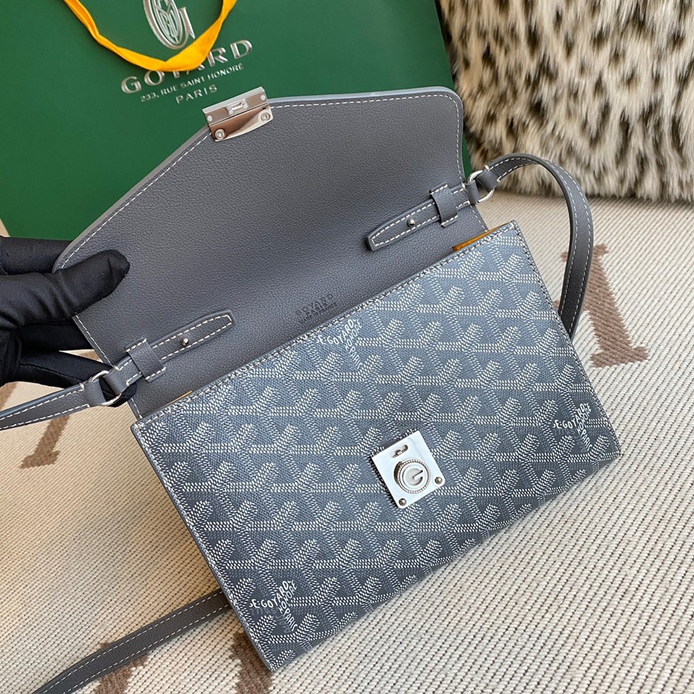 [고야드] Goyard - 고야드 시프르 파우치 지갑 Goyard Goyardine Chypre Wallet Pouch 21x4x16cm