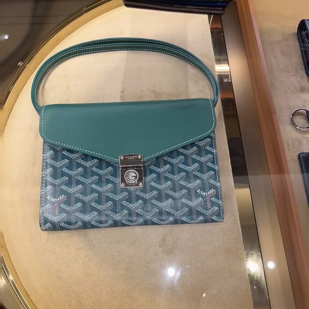 [고야드] Goyard - 고야드 시프르 파우치 지갑 Goyard Goyardine Chypre Wallet Pouch 21x4x16cm