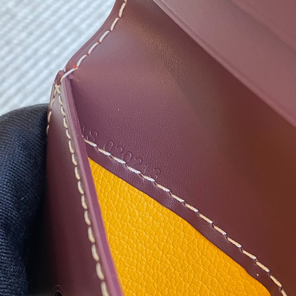 [고야드] Goyard - 고야드 지갑 카드명함 생마크 Goyard CARD HOLDER Goyardine 10.5×8×2cm