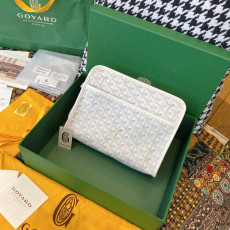 [고야드] Goyard - 고야드 클러치 쥬방스 Goyard Jouvence  MM 25 cm x 18 cm x 7 cm GM 30 x 23 x 7.5cm