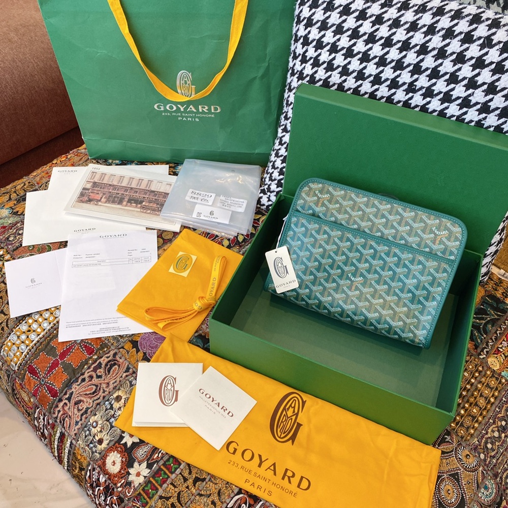 [고야드] Goyard - 고야드 클러치 쥬방스 Goyard Jouvence  MM 25 cm x 18 cm x 7 cm GM 30 x 23 x 7.5cm