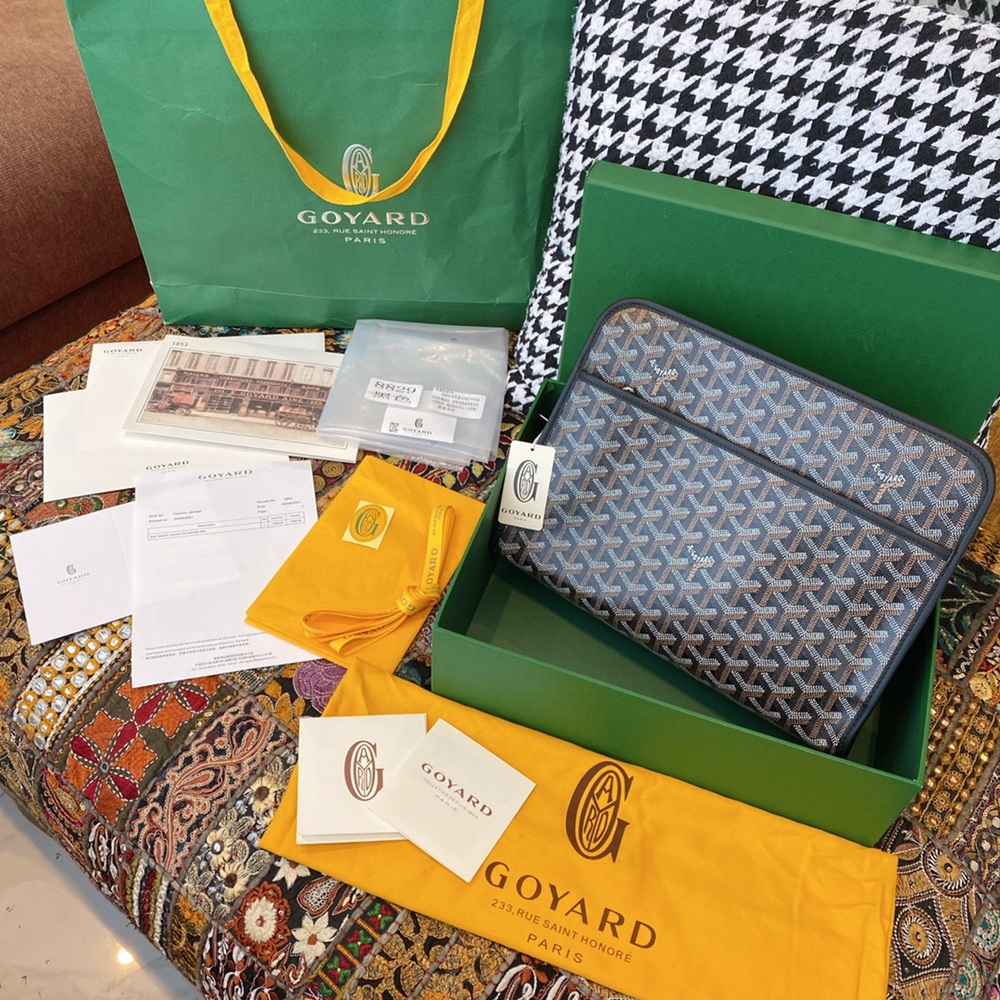 [고야드] Goyard - 고야드 클러치 쥬방스 Goyard Jouvence  MM 25 cm x 18 cm x 7 cm GM 30 x 23 x 7.5cm