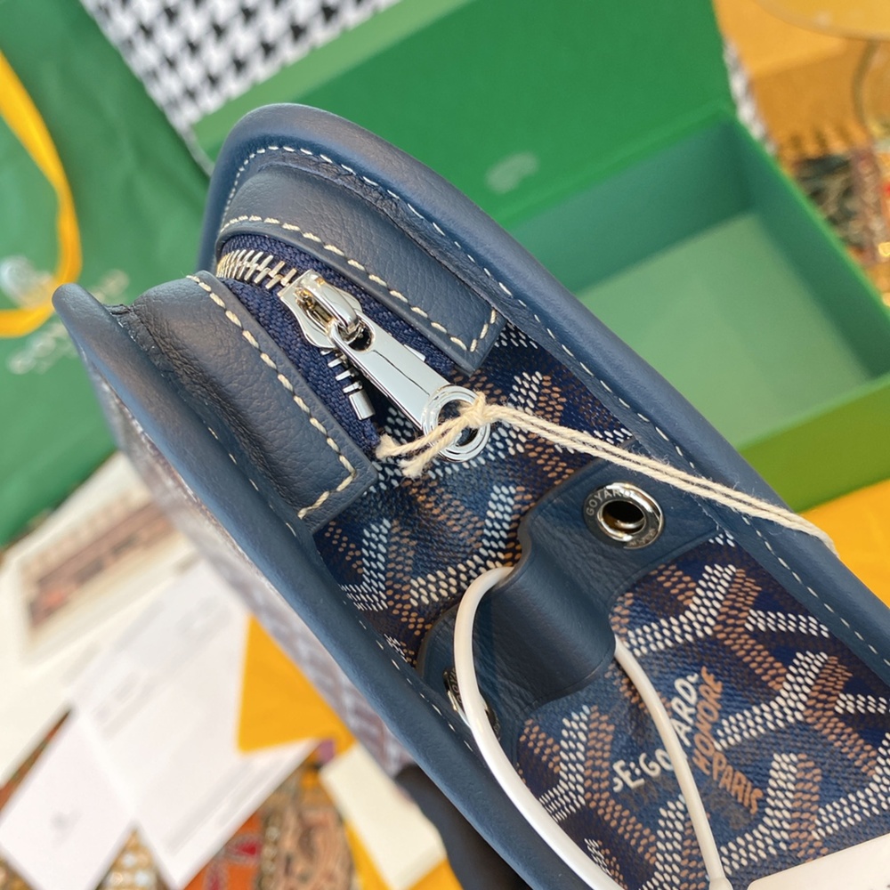 [고야드] Goyard - 고야드 클러치 쥬방스 Goyard Jouvence  MM 25 cm x 18 cm x 7 cm GM 30 x 23 x 7.5cm