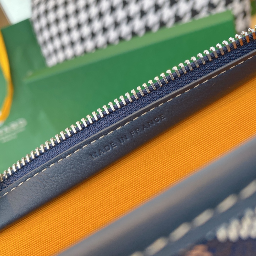 [고야드] Goyard - 고야드 클러치 쥬방스 Goyard Jouvence  MM 25 cm x 18 cm x 7 cm GM 30 x 23 x 7.5cm