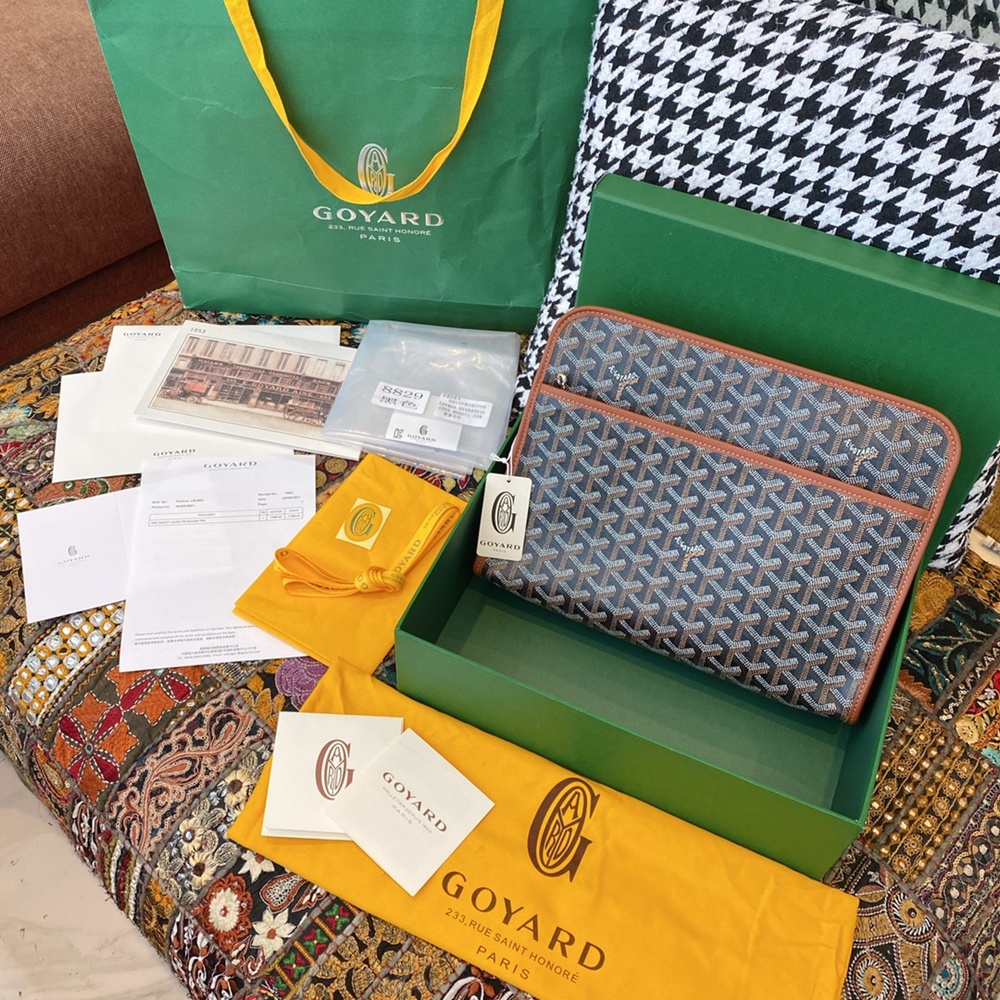 [고야드] Goyard - 고야드 클러치 쥬방스 Goyard Jouvence  MM 25 cm x 18 cm x 7 cm GM 30 x 23 x 7.5cm