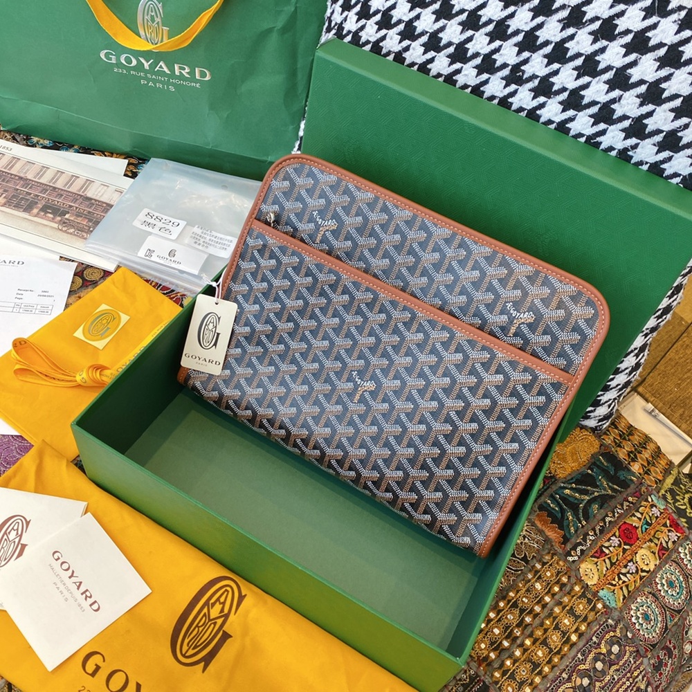 [고야드] Goyard - 고야드 클러치 쥬방스 Goyard Jouvence  MM 25 cm x 18 cm x 7 cm GM 30 x 23 x 7.5cm