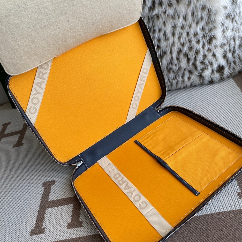 [고야드] Goyard - 고야드 유니버셜 콤파뇽 Universal Companion 4 cm x 24 cm x 34 cm