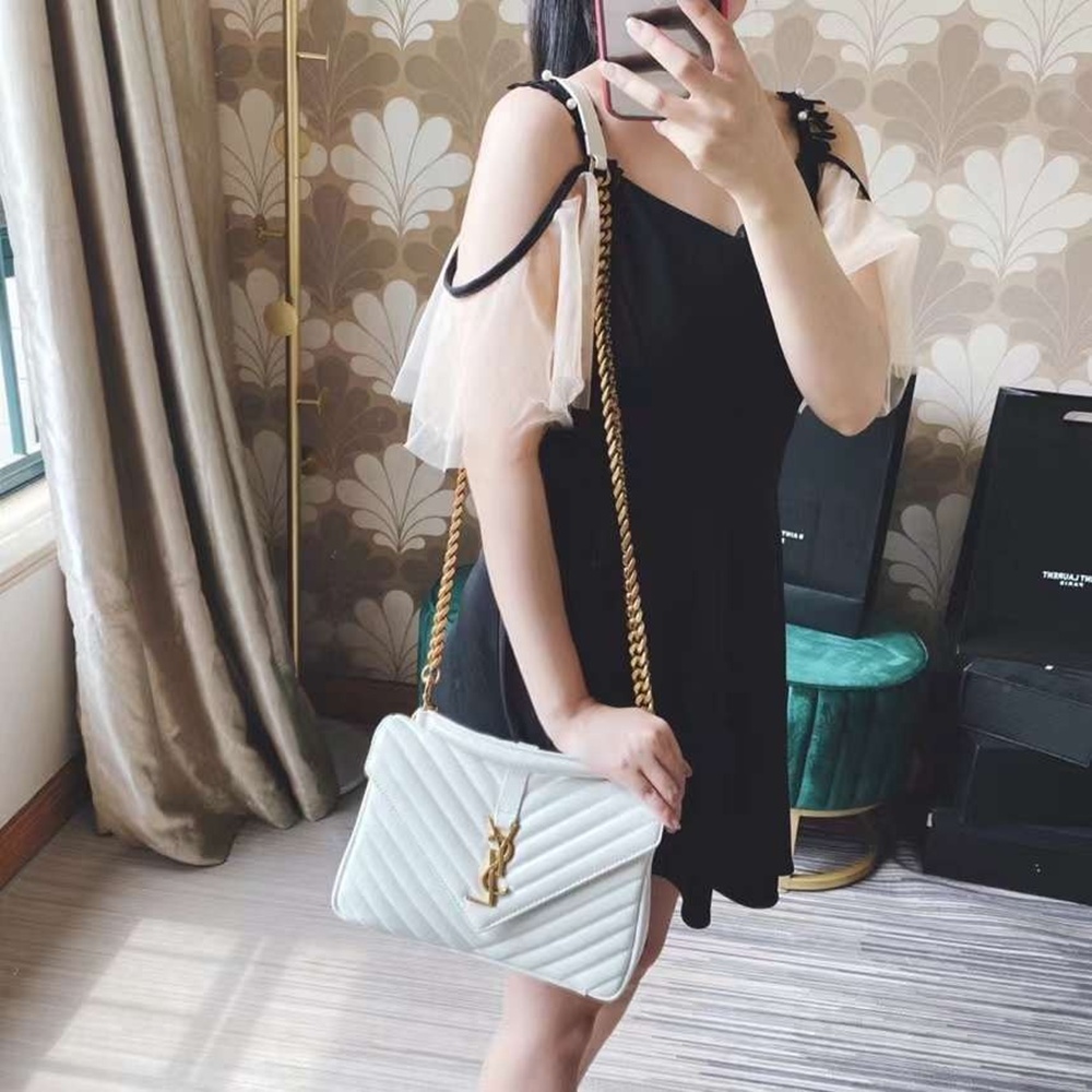 [생로랑]  SAINT LAURENT NIKI 생로랑 니키백 화이트 외 6331601EL071000 중사이즈 28x20.5x8.5cm 소사이즈 22x16x7.5cm