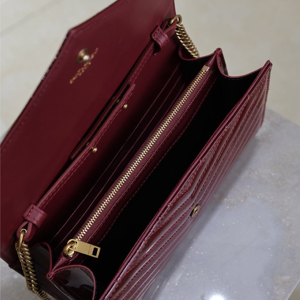 [생로랑] 377828 SAINT LAURENT 생로랑 모노그램 마틀라세 체인 숄더백 22.5x14x4cm