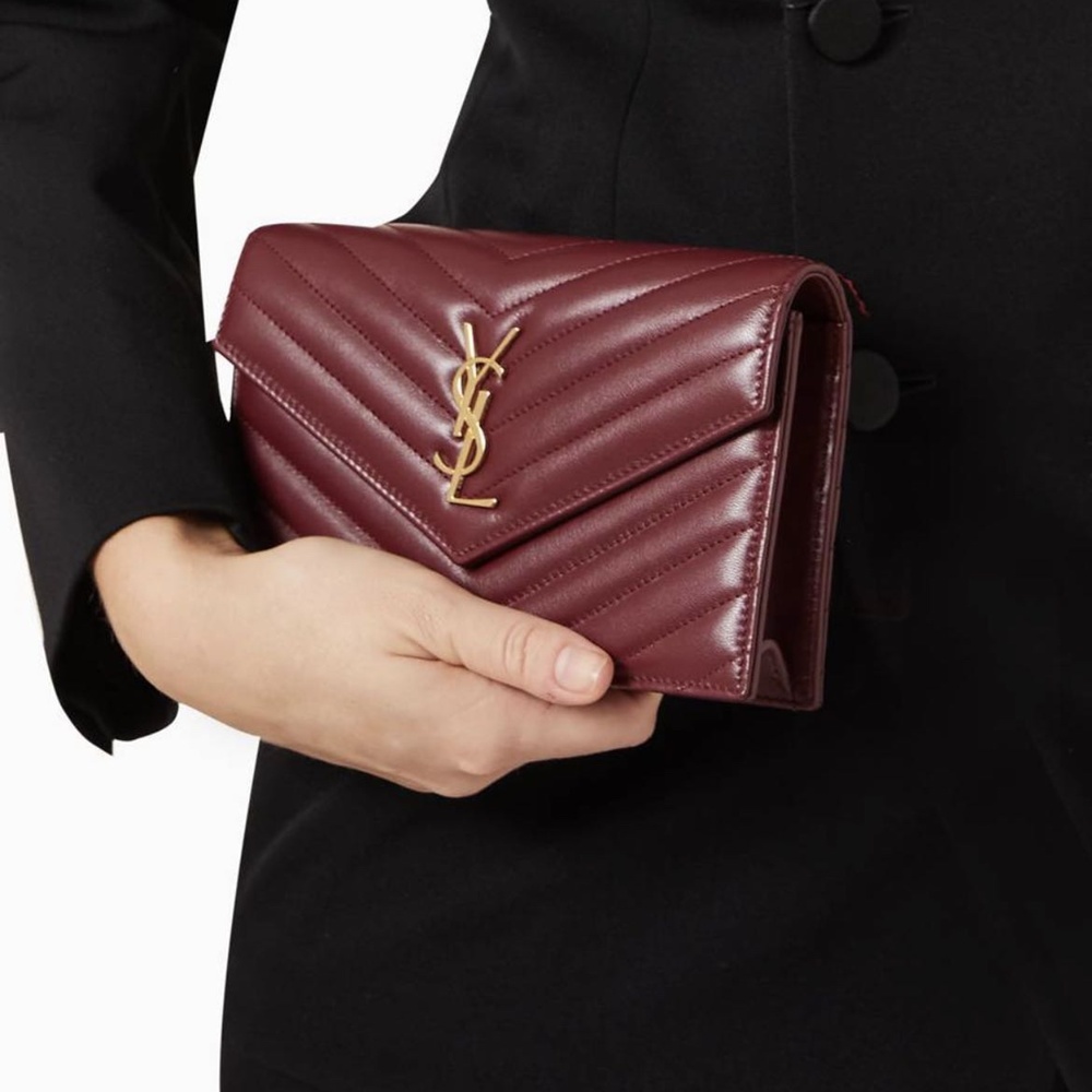 [생로랑] 377828 SAINT LAURENT 생로랑 모노그램 마틀라세 체인 숄더백 22.5x14x4cm