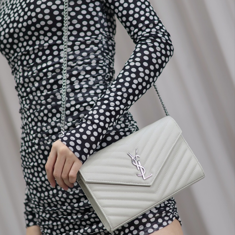 [생로랑] 377828 SAINT LAURENT 생로랑 모노그램 마틀라세 체인 숄더백 22.5x14x4cm