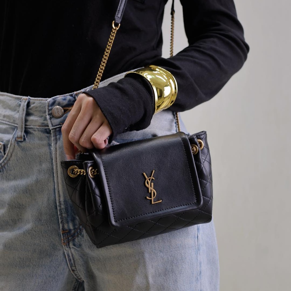 [생로랑] 672738 SAINT LAURENT 생로랑 노리타 미니백 숄더백 18x13x6cm