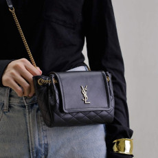 [생로랑] 672738 SAINT LAURENT 생로랑 노리타 미니백 숄더백 18x13x6cm