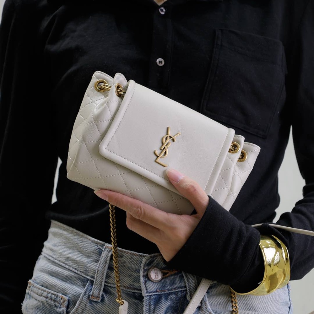 [생로랑] 672738 SAINT LAURENT 생로랑 노리타 미니백 숄더백 18x13x6cm