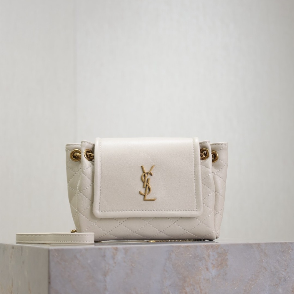 [생로랑] 672738 SAINT LAURENT 생로랑 노리타 미니백 숄더백 18x13x6cm