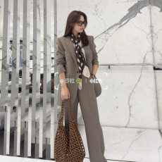 [생로랑] 713938 SAINT LAURENT 생로랑 LE 5 A 7 스몰 숄더백 Small Hobo Bag 23×22×8.5cm 30×35×10cm