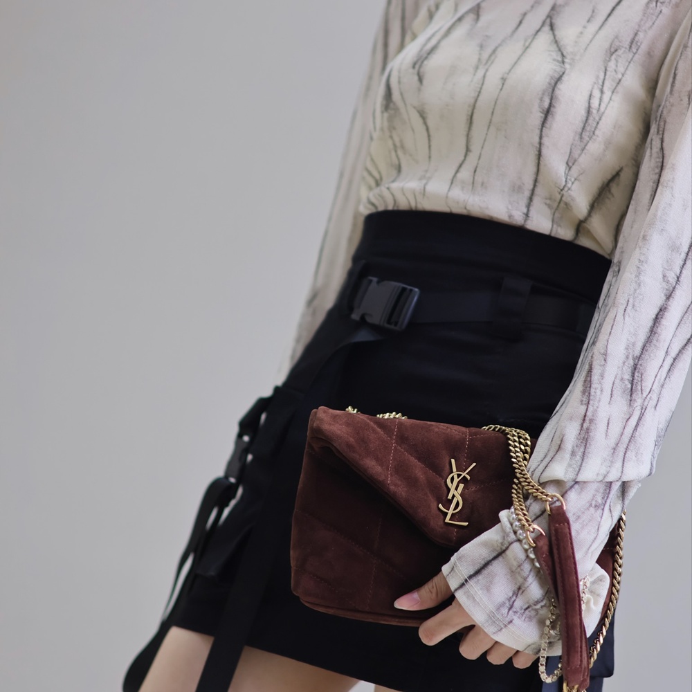 [생로랑] 759337 577476 SAINT LAURENT 생로랑 루루 푸퍼  숄더백 23×15.5×8.5cm 29x17x11cm