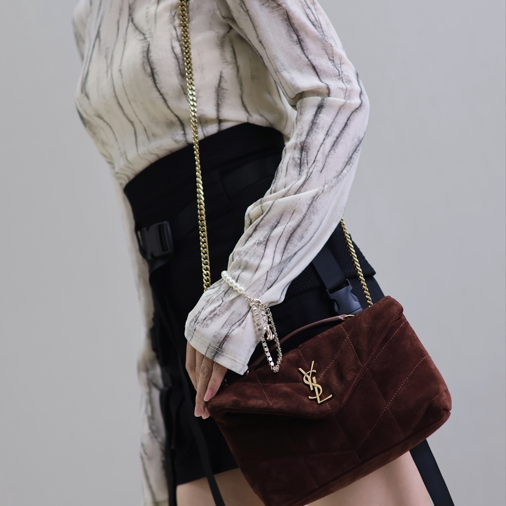 [생로랑] 759337 577476 SAINT LAURENT 생로랑 루루 푸퍼  숄더백 23×15.5×8.5cm 29x17x11cm