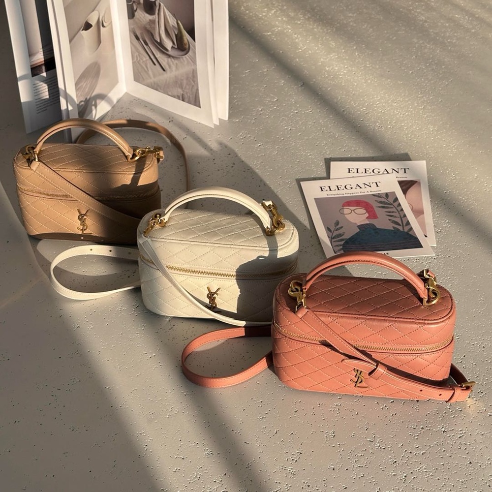 [생로랑] 766731 SAINT LAURENT 생로랑 Gaby 숄더 백 18x11x6cm