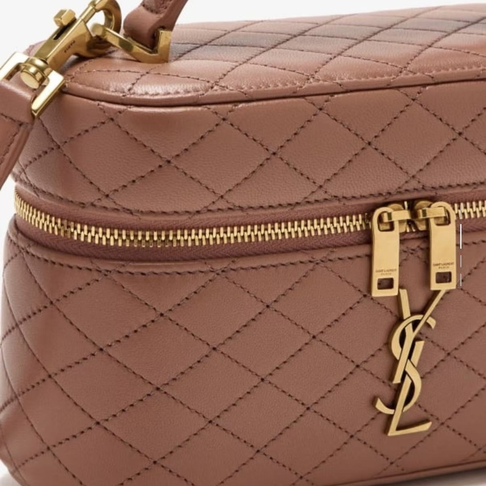 [생로랑] 766731 SAINT LAURENT 생로랑 Gaby 숄더 백 18x11x6cm