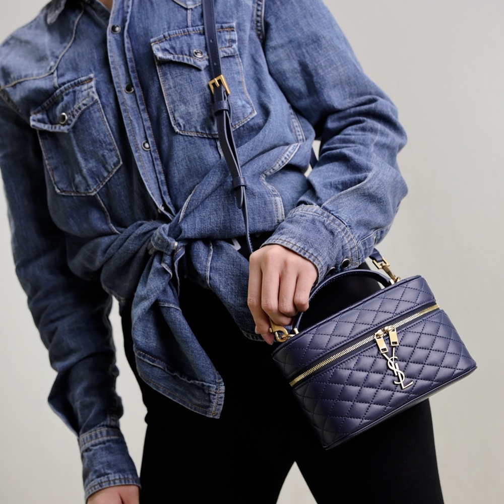 [생로랑] 766731 SAINT LAURENT 생로랑 Gaby 숄더 백 18x11x6cm