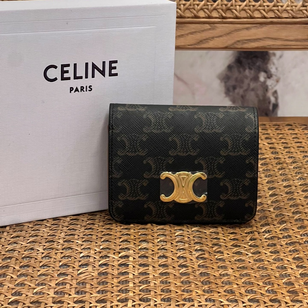 [셀린느] Celine- 트리옹프 컴팩트 지갑