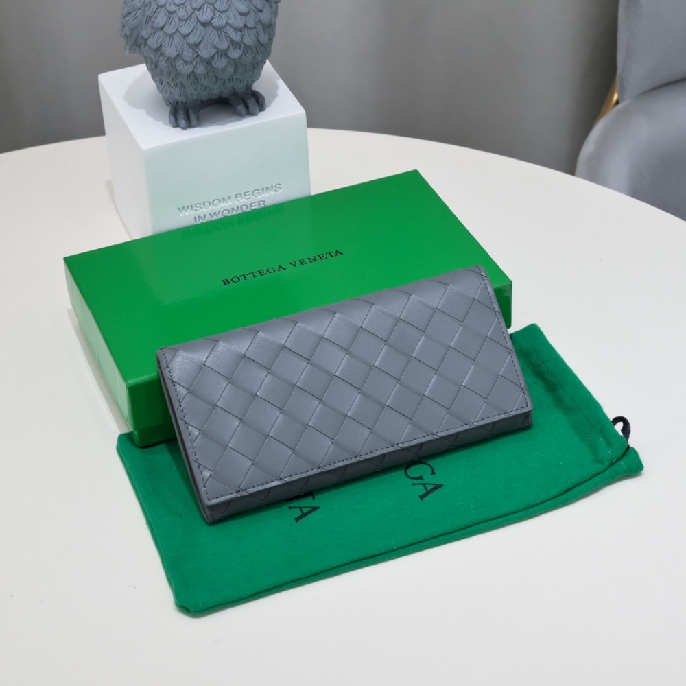[보테가베네타] BOTTEGA VENATA-장지갑 (일반 소가죽)