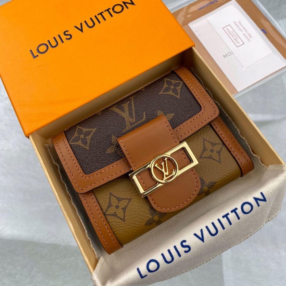 [루이비통] Louis vuitton- 도핀 컴팩트 월릿 12*9.5*3.5cm