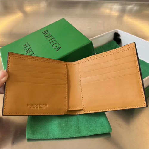 [보테가베네타]BOTTEGA VENATA- 인트레치아토 폴더형 지갑 사이즈 11.59.5cm