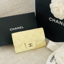 [샤넬]Chanel- 클래식 똑딱이 플랩 카드 지갑 캐비어 옐로우