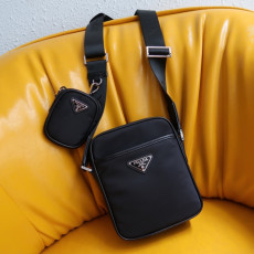 [프라다] PRADA-리나일론 및 사피아노 숄더백