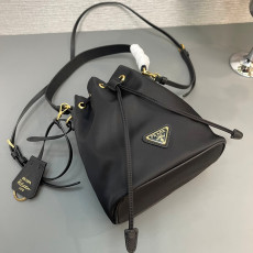 [프라다] PRADA-리에디션 1978 리나일론 미니백