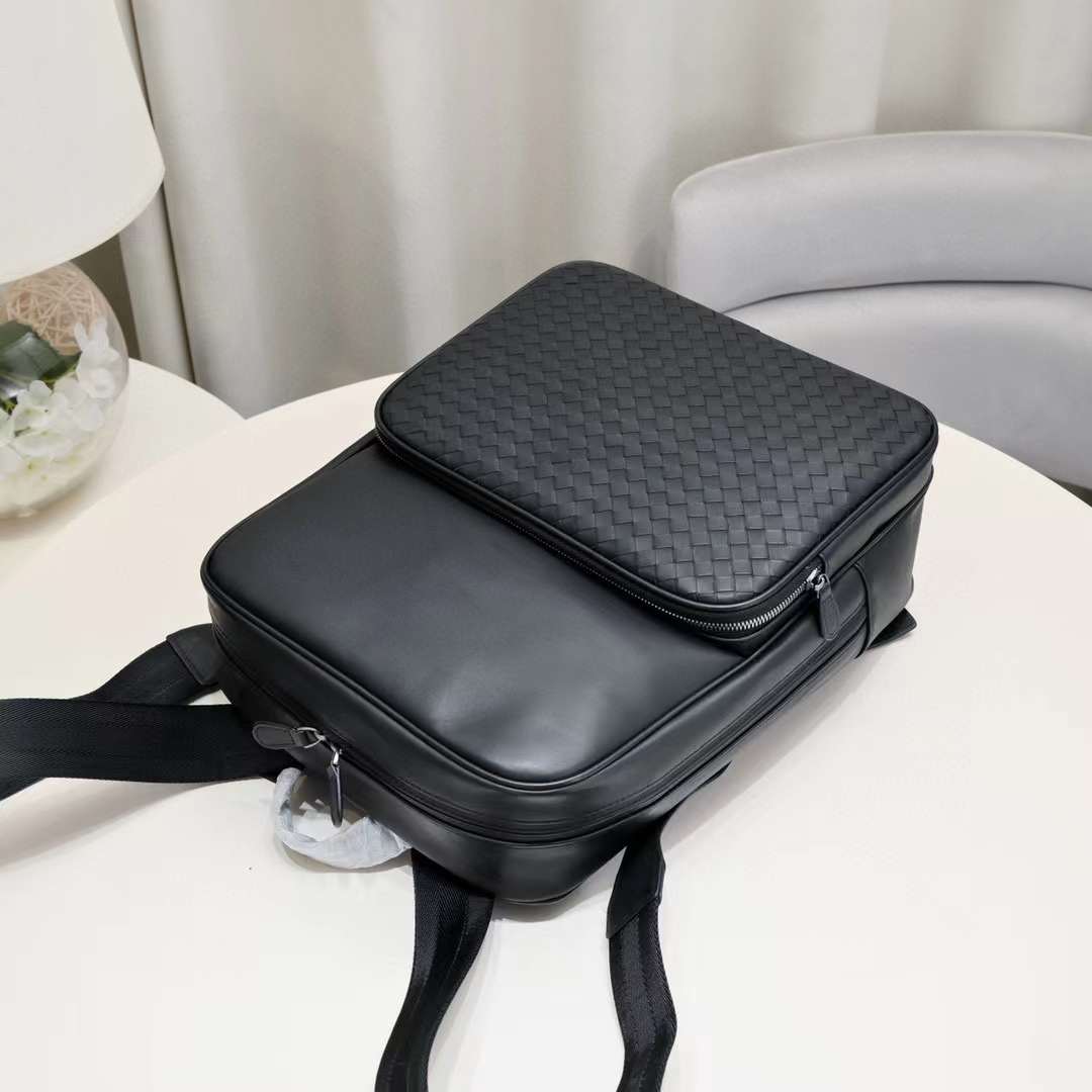 [보테가베네타] BOTTEGA VENETA 인트레치아토 백팩