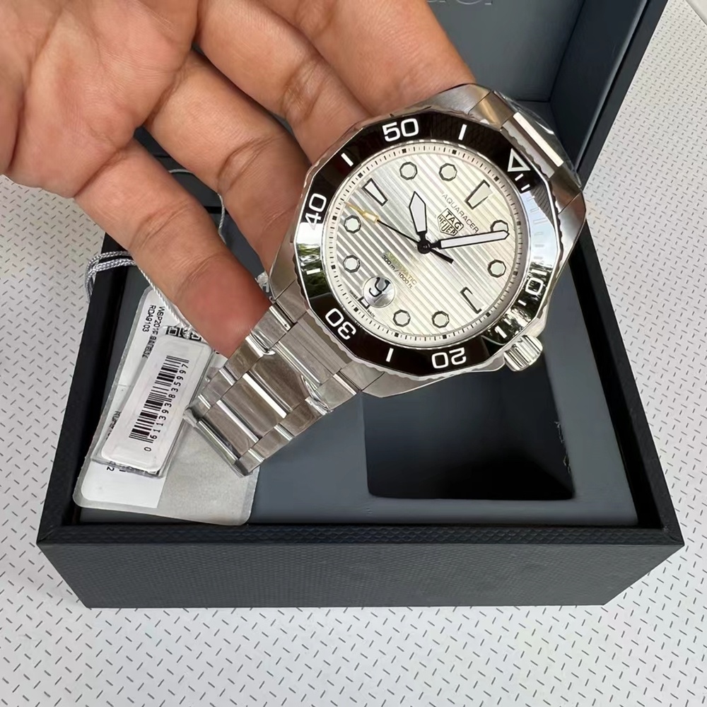 [태그호이]  TAG Heuer Aquaracer Calibre 5 Automatic 43mm - 태그호이어 아쿠아레이서 칼리버5 오토메틱 43mm