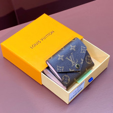 [루이비통] Louis vuitton- 셀레스트 월릿 10*8*3cm