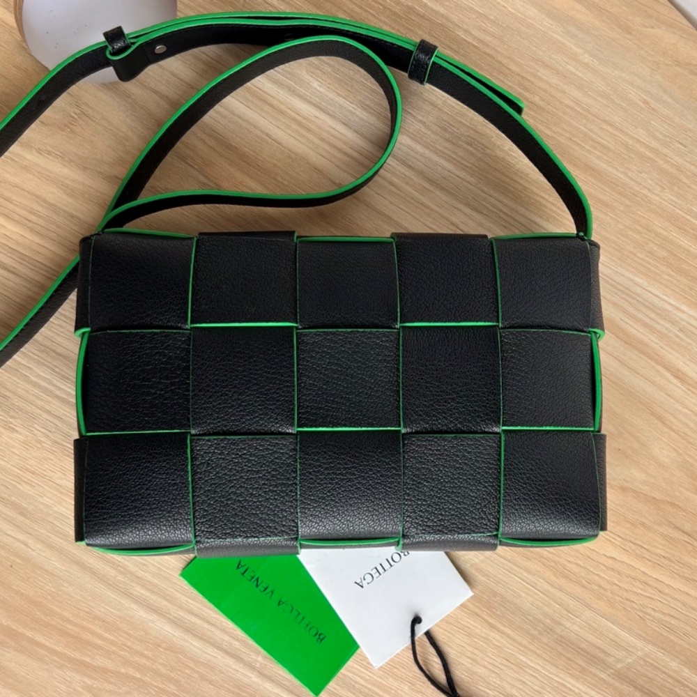 ]보테가베네타] BOTTEGA VENETA 카세트백