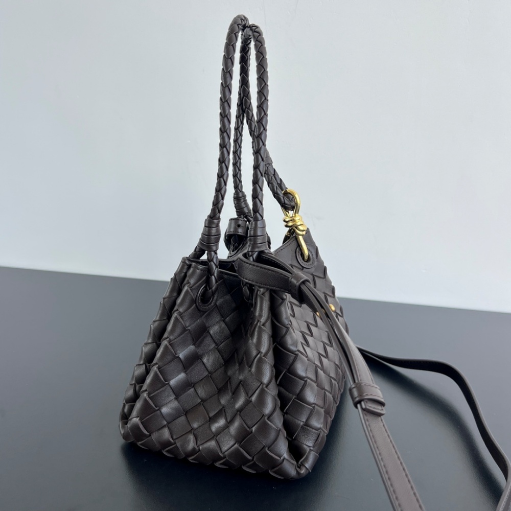[보테가베네타] BOTTEGA VENETA  파라슈트안디아모백