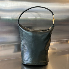 [보테가베네타] BOTTEGA VENETA 놋미디엄호보백