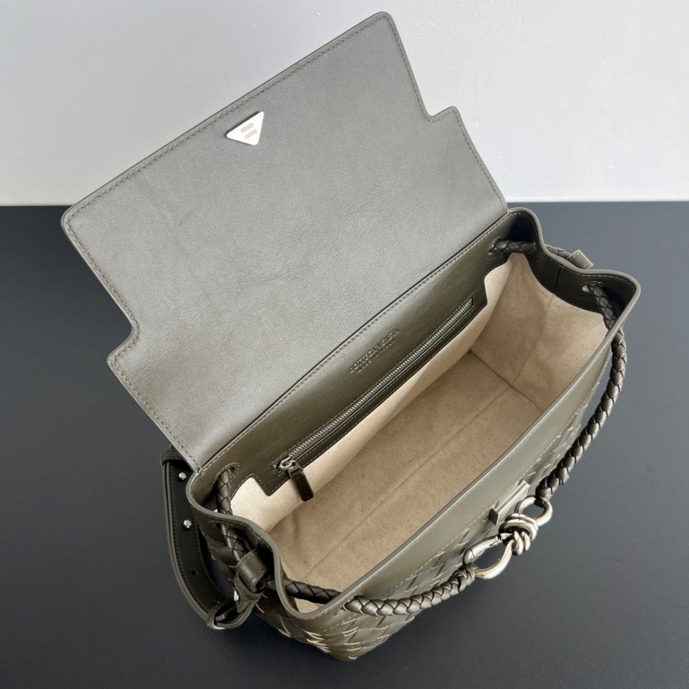 [보테가베네타] BOTTEGA VENETA 스몰안디아모메신저백