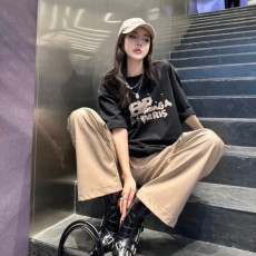 [발렌시아가] BALENCIAGA 더블 B 그래피티 프린트 티셔츠